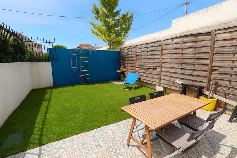 Spacious house with garden, 15 minutes from Paris House in Sartrouville