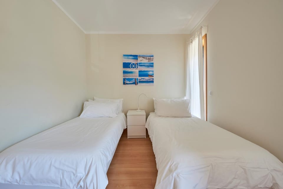Algarve Seaside Lux Apartment w Pool Apartment in Olhão