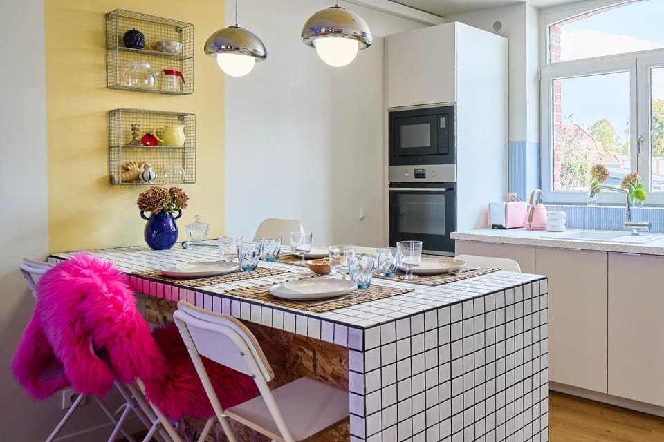 Communal kitchen, kitchen