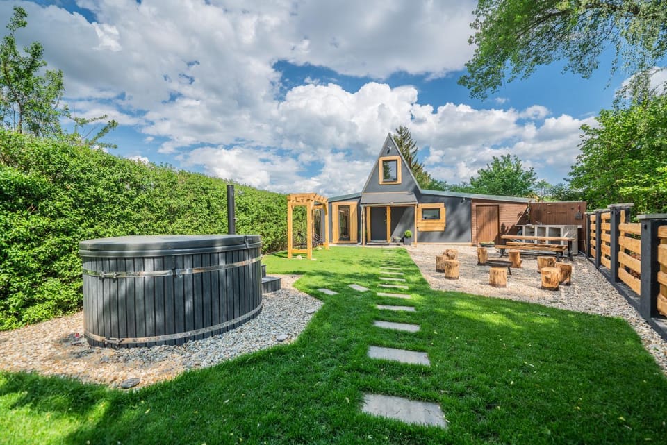 Chata Björk House in Czechia