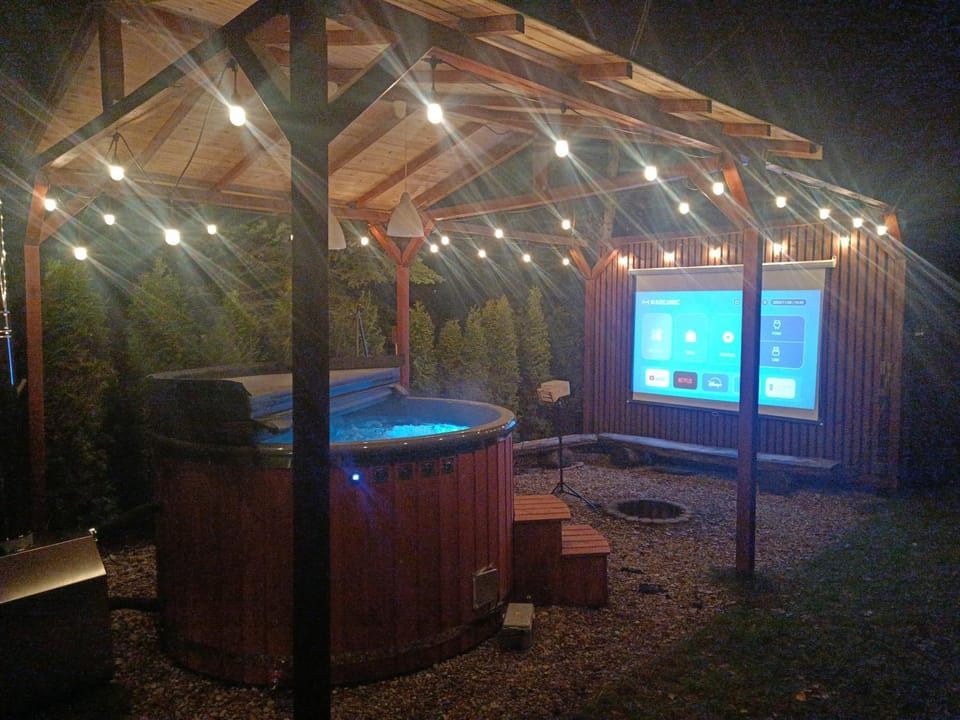 Activities, Hot Tub, Spa and wellness centre/facilities