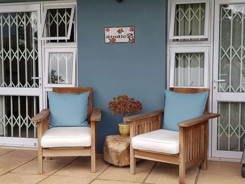 Patio, Balcony/Terrace, Seating area