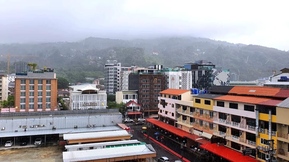 Day, Neighbourhood, Bird's eye view, City view, Mountain view, Street view, Location