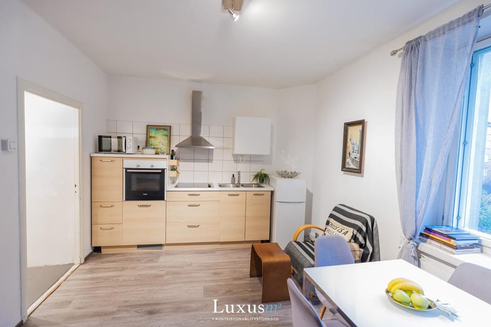 Mukava yksiö lähellä keskustaa ja metroa Apartment in Helsinki