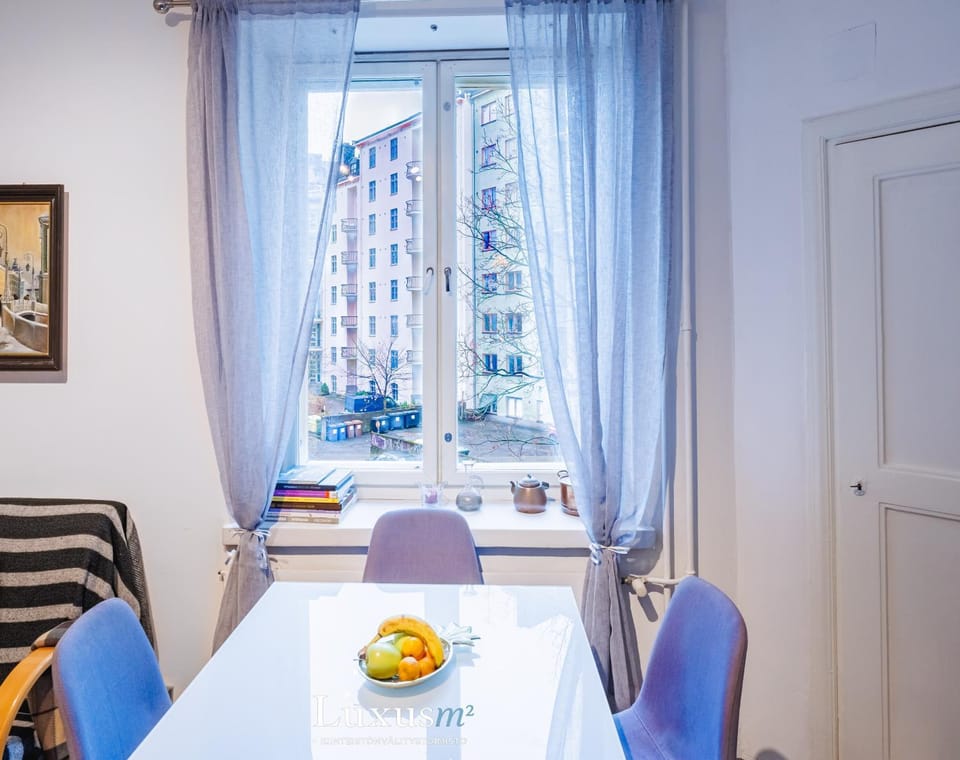 Mukava yksiö lähellä keskustaa ja metroa Apartment in Helsinki