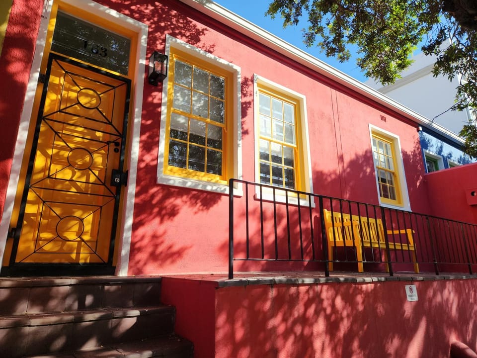 Facade/entrance, View (from property/room)