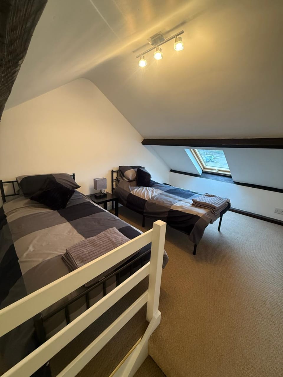 Blaenavon Cosy Home Apartment in Llanfoist Fawr