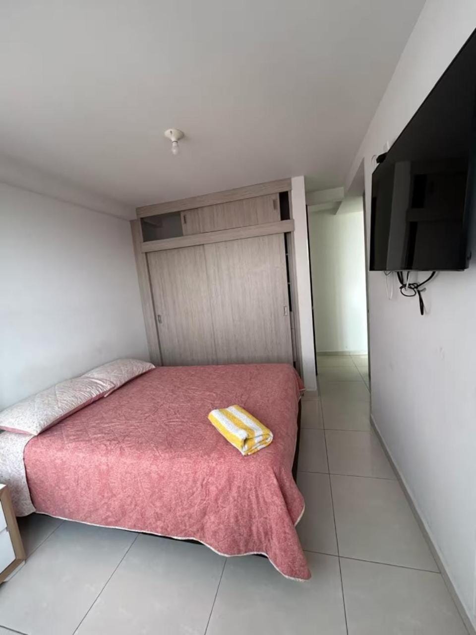 Apto de 1 Habitación - Vista, Frescura, Buen Ambiente y cerca de todo Apartment in Bucaramanga