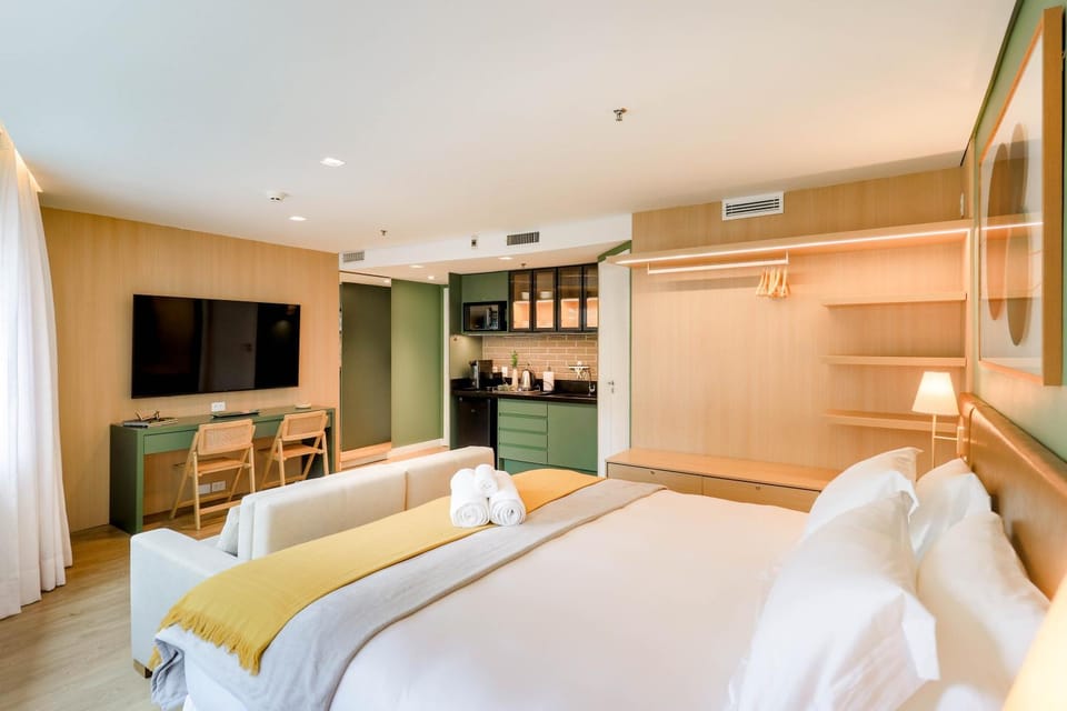 Bedroom, wardrobe