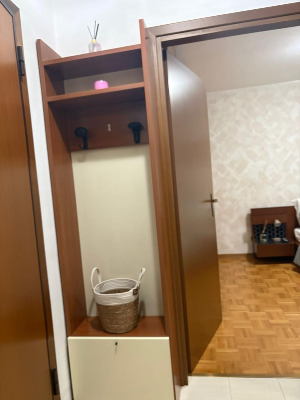 wardrobe