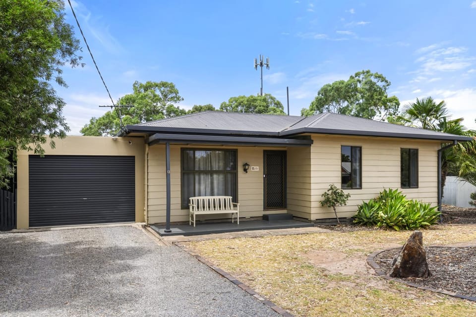 Property building, Neighbourhood, Street view