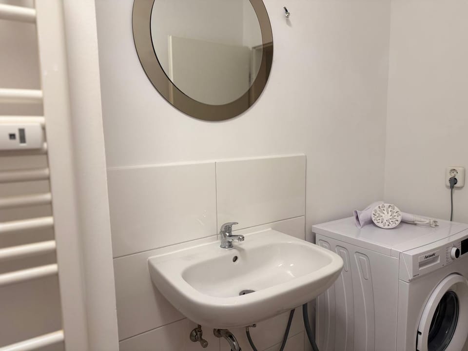 Harbour Heart 2 Rooms with Balcony and Kitchen Apartment in Wilhelmshaven