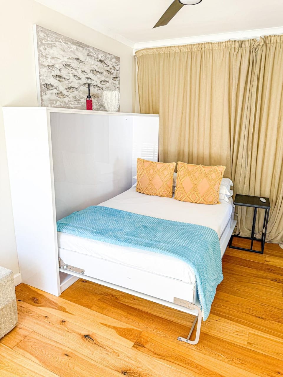 Ocean View Home, Pool, Steps to Camps Bay Beach Villa in Camps Bay
