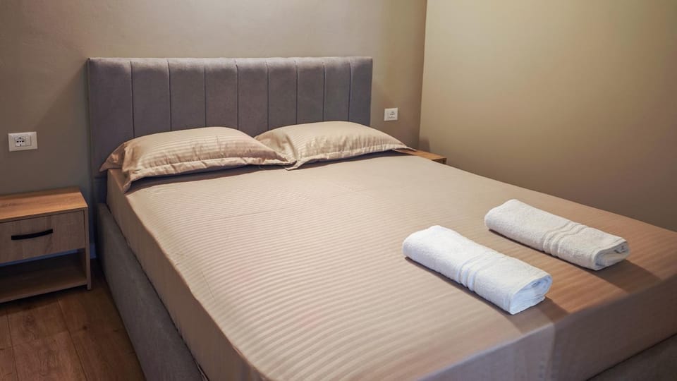 Jera Apartment 2 Vacation rental in Tirana