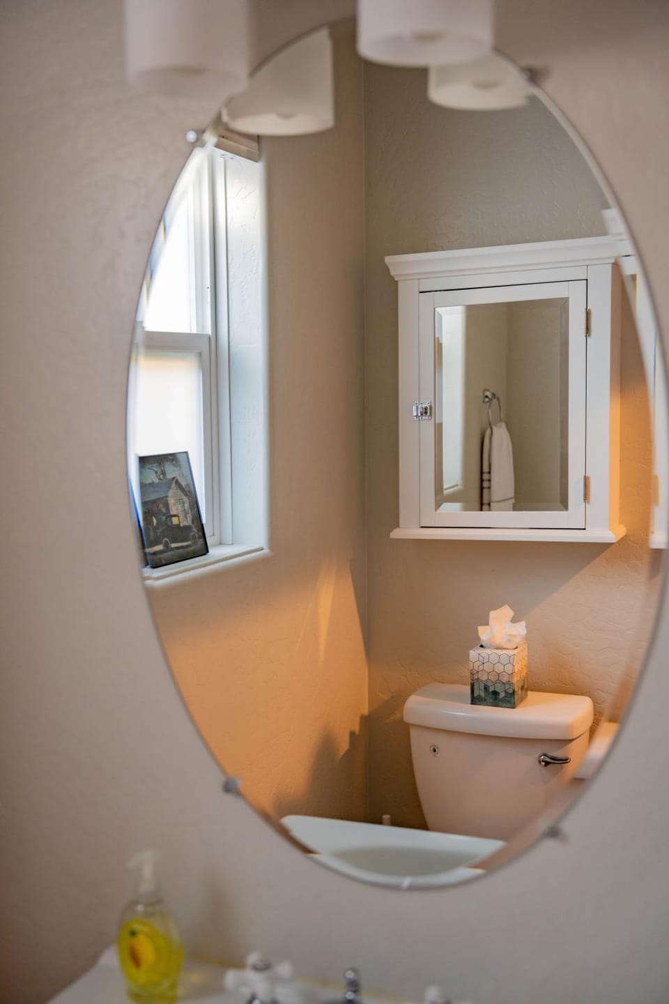 Toilet, Day, Bathroom
