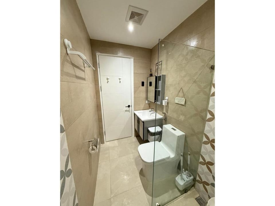 Toilet, Bathroom