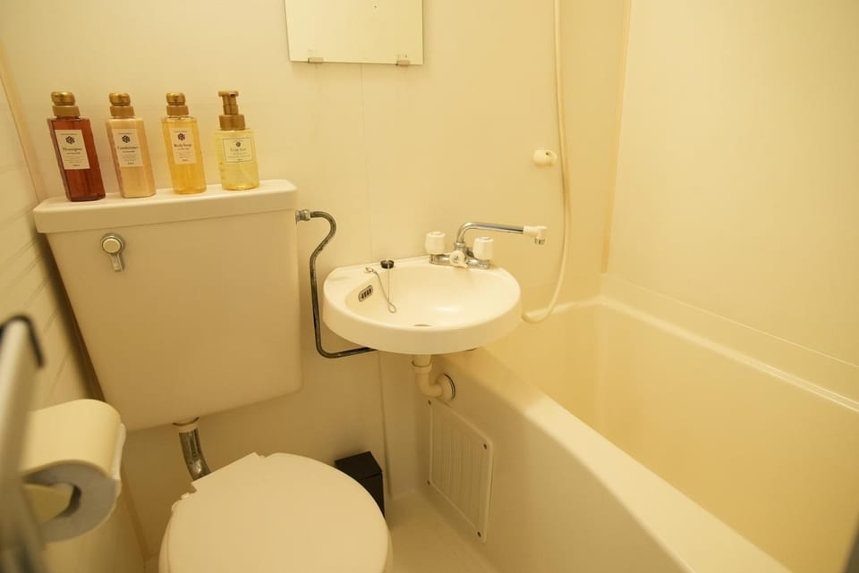 Toilet, Bathroom, Bath
