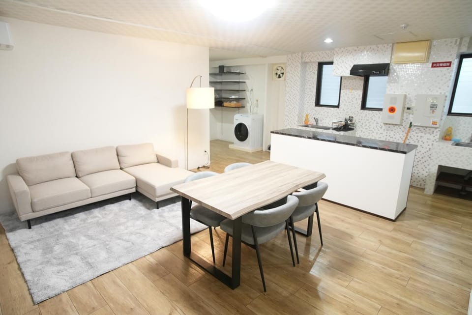 Kitchen or kitchenette, Living room, Dining area