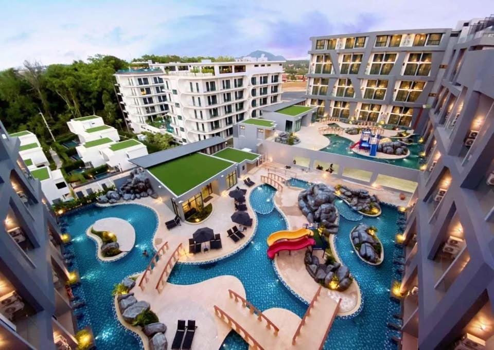 Property building, Day, Children play ground, Pool view, Swimming pool, Location
