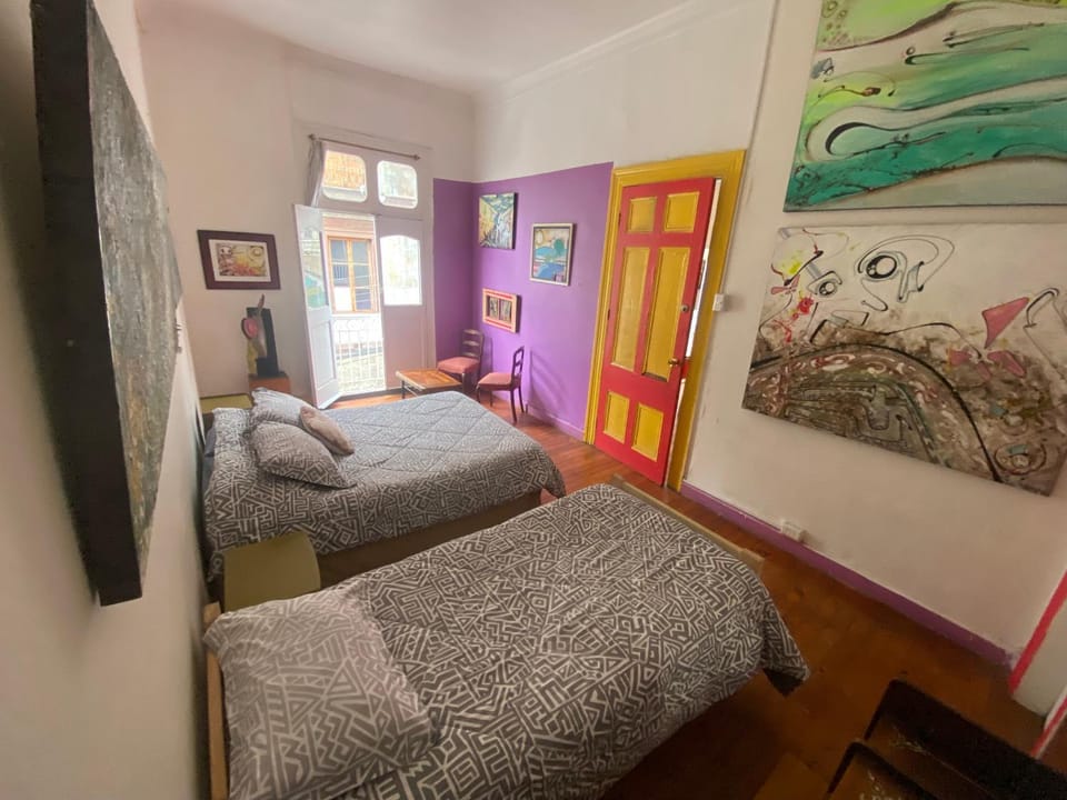 Hostal Valpito Cultura & Arte - Cerro Alegre - Valparaiso Bed and Breakfast in Valparaiso