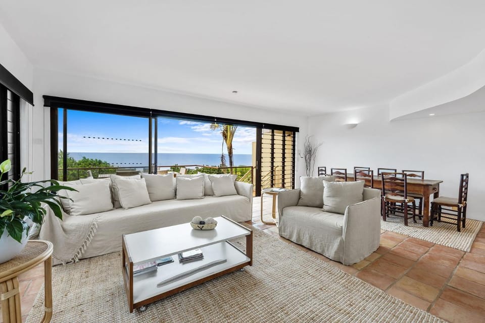 7 Pacific Villas - Breathtaking Ocean Views Villa in Noosa Heads