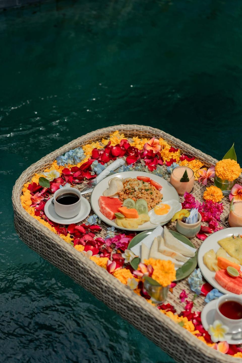 Food and drinks, Food