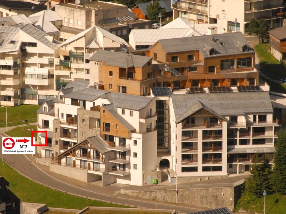 Gourette - Studio cabine 65m² pour 8 pers., animaux admis, draps inclus - FR-1-860-13 Cabin in Nouvelle-Aquitaine