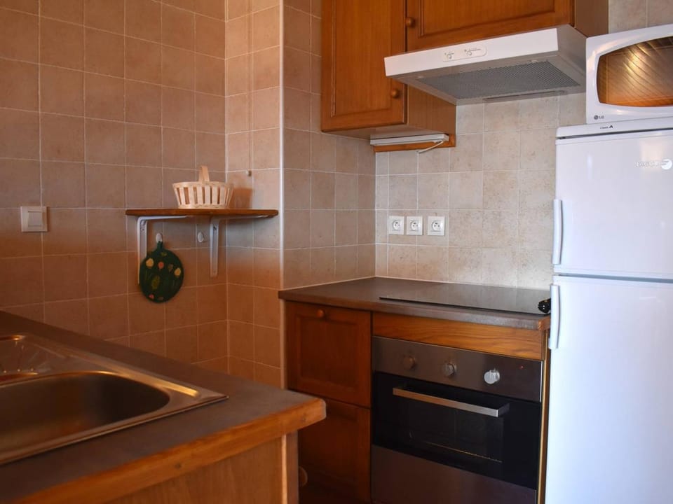 Joli 2 Pièces plein sud avec Garage et Balcon, Idéal Vacances - FR-1-580-138 Apartment in Bolquère