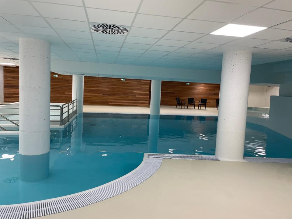 Studio 6 pers, piscine, animaux admis - Gourette - FR-1-860-29 Apartment in Nouvelle-Aquitaine