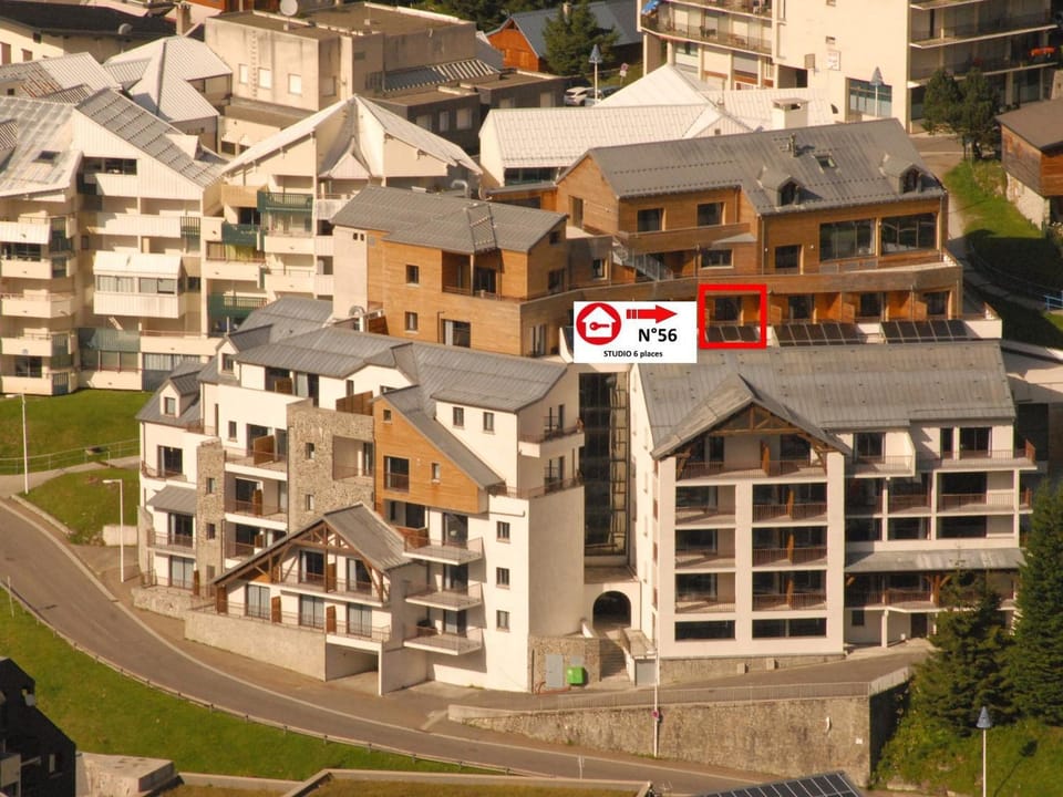 Gourette: Studio 6 pers, 44m² avec terrasse, animaux admis - FR-1-860-19 Apartment in Nouvelle-Aquitaine
