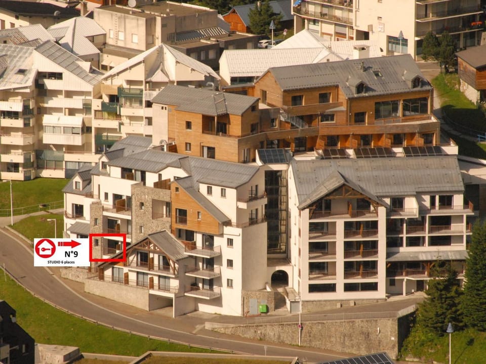 Studio à Gourette, 6 pers, piscine, animaux admis - FR-1-860-26 Apartment in Nouvelle-Aquitaine