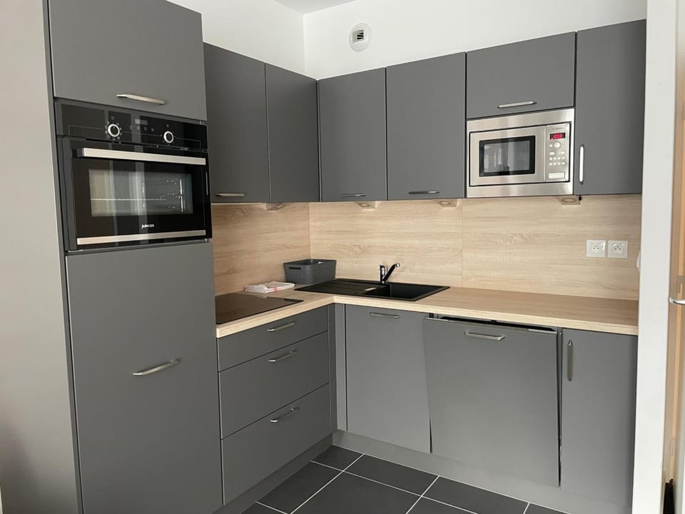 Studio à Gourette, 6 pers, piscine, animaux admis - FR-1-860-26 Apartment in Nouvelle-Aquitaine