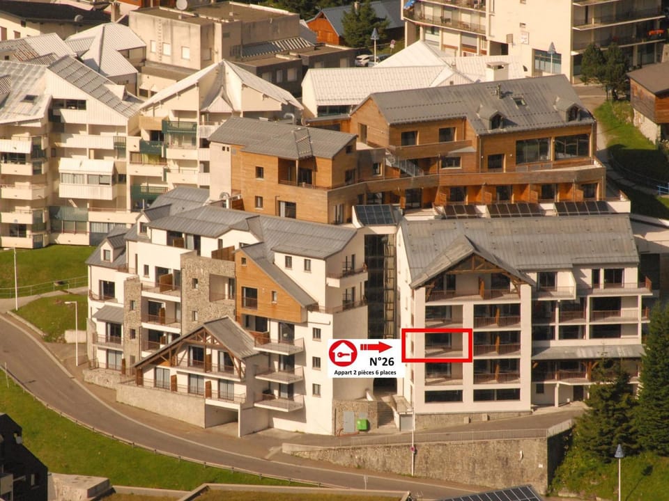 Gourette: Appart. 2 Pces, 6 Pers, Piscine, Animaux Ok - FR-1-860-27 Apartment in Nouvelle-Aquitaine