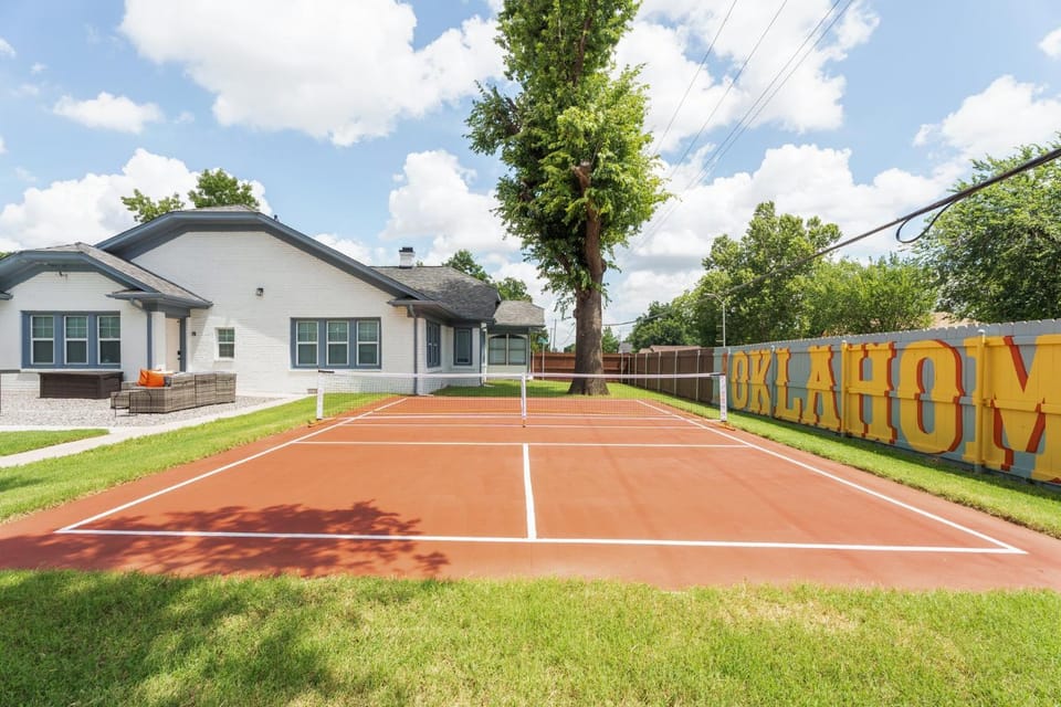 Tennis court