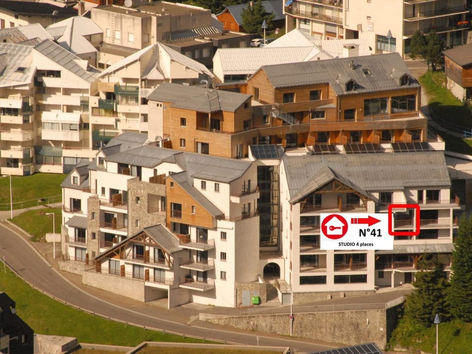 Studio à Gourette avec piscine, 4 pers, proche pistes - FR-1-860-42 Apartment in Nouvelle-Aquitaine