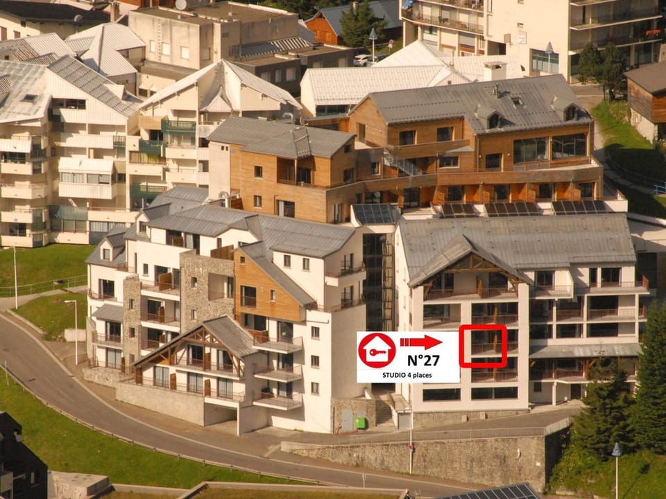 Studio à Gourette avec animaux acceptés pour 4 pers, terrasse et piscine - FR-1-860-45 Apartment in Nouvelle-Aquitaine