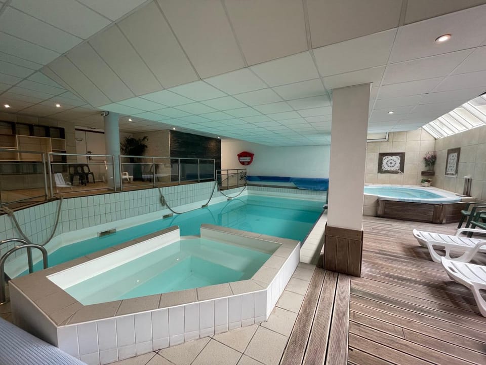 Gourette : Studio Duplex 7 pers, Piscine & WIFI - FR-1-859-9 Apartment in Nouvelle-Aquitaine