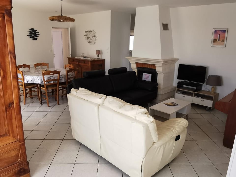 Maison rénovée proche plage et forêt, idéale pour 6 personnes - FR-1-194-351 House in La Tranche-sur-Mer