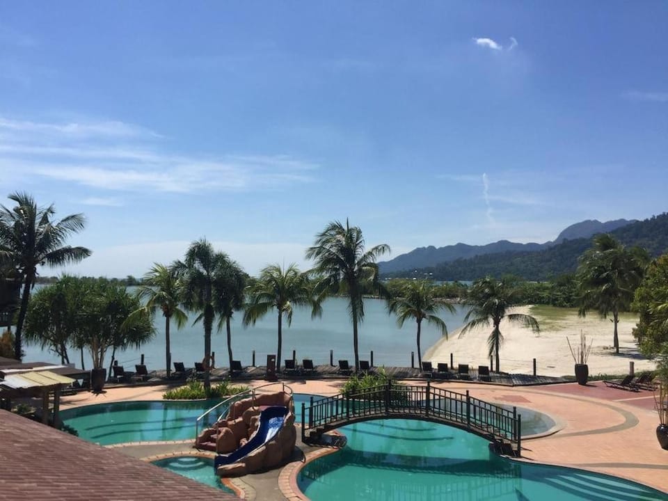 Langkawi Lagoon Floating Resort 02 House in Kedah