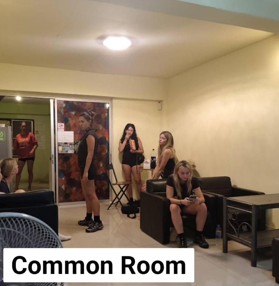 Communal lounge/ TV room