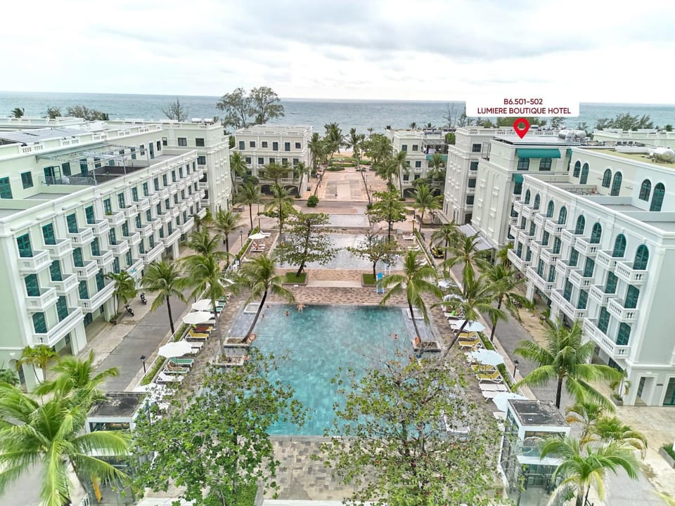 Property building, Natural landscape, Bird's eye view
