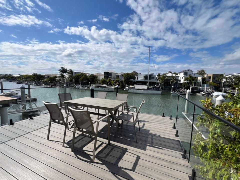 Amazing Waterfront house&Pet Friendly&Heated Pool Villa in Coomera