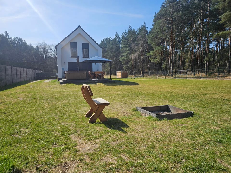 Leśny Zakątek Świączyń Jacuzzi, sauna, ognisko House in Greater Poland Voivodeship