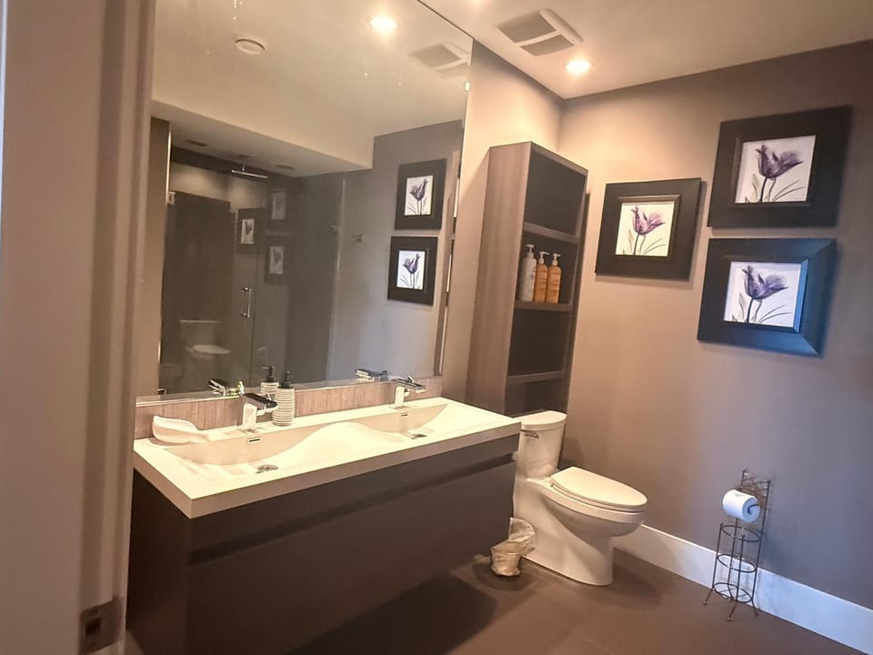 White Rock Joy Inn Vacation rental in White Rock