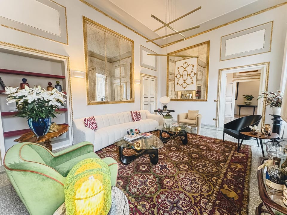Lounge or bar