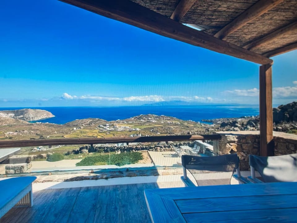 Aegean Aura , Stylish Mykonos Stay Apartment in Decentralized Administration of the Aegean