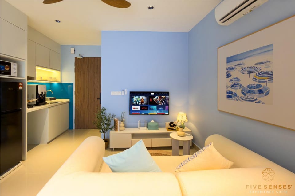 TV and multimedia, Living room, microwave, kitchen