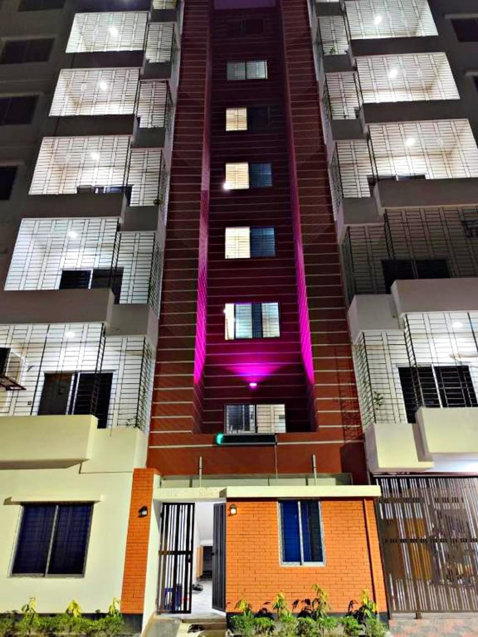 Best Eastern Apartments - With Balcony & Kitchen Apartment in Dhaka