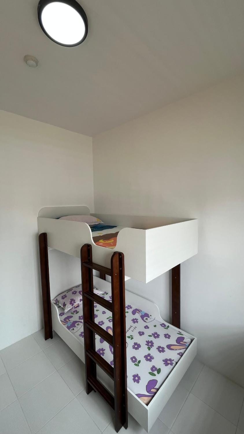 bunk bed