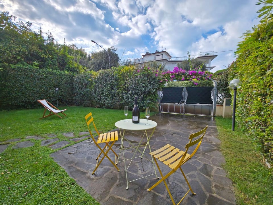 Garden, On site